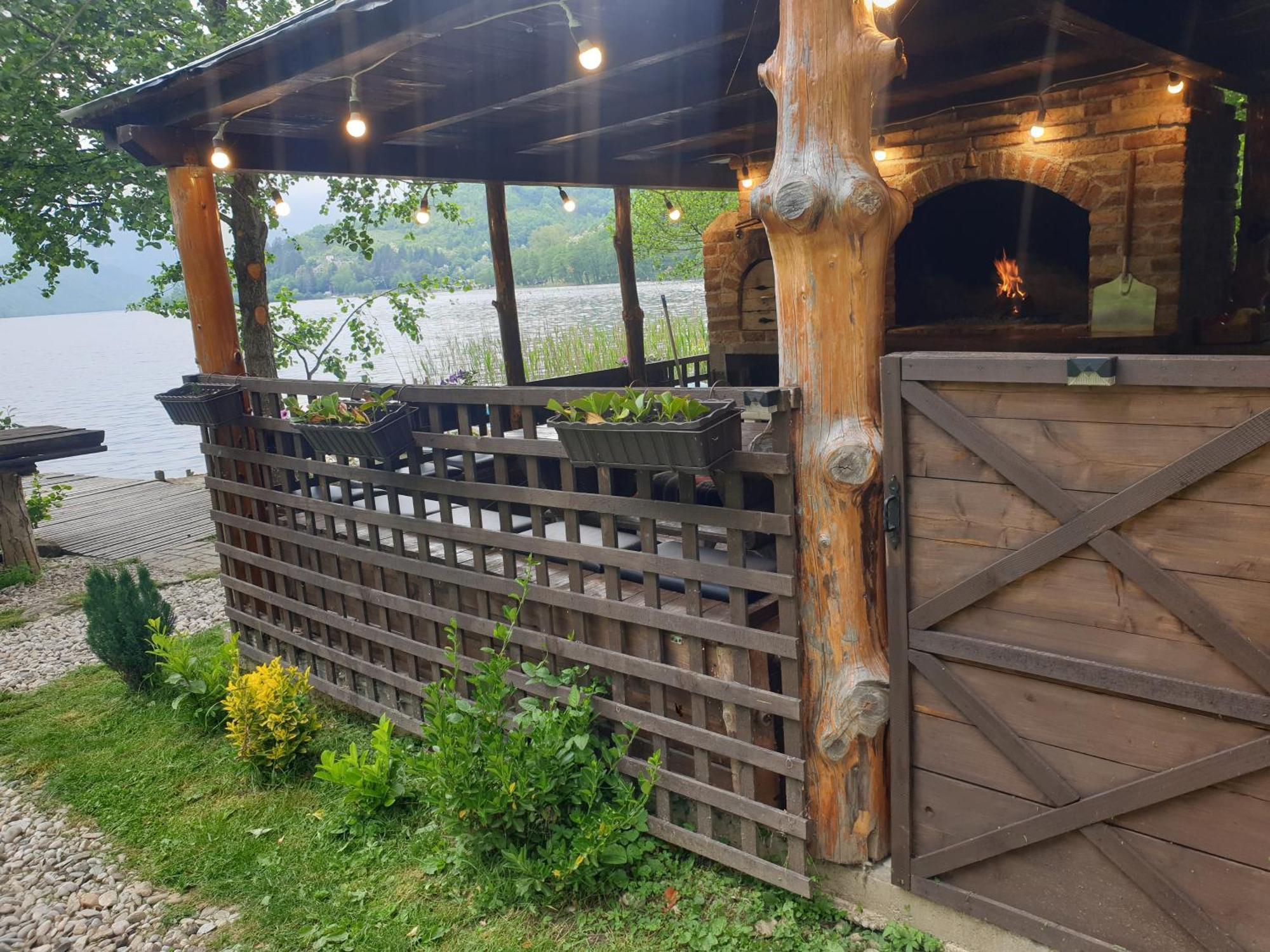 Jajce Lake Cottage-Plivsko Jezero Eksteriør bilde